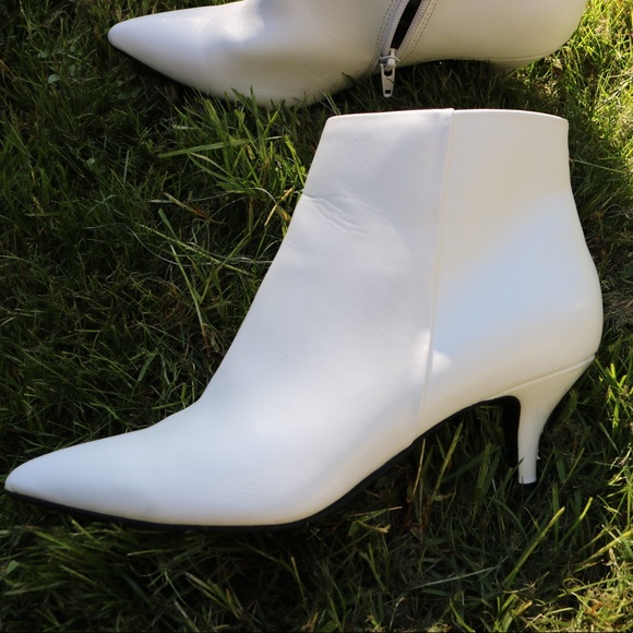 White Heeled Boots - Picture 2 of 2